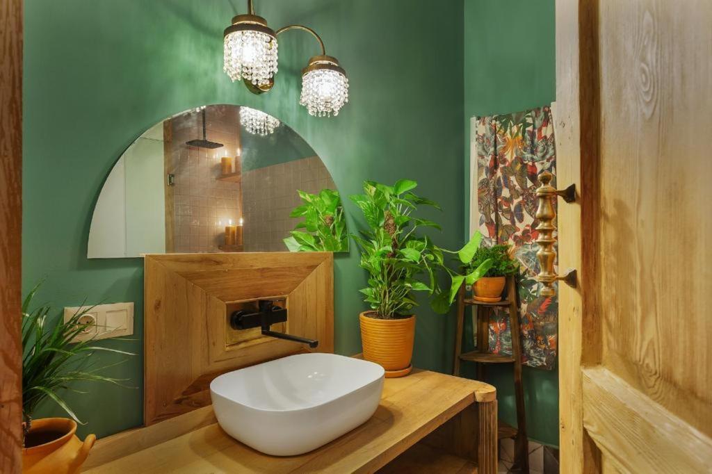 Luxury House Appartement Tbilisi Buitenkant foto
