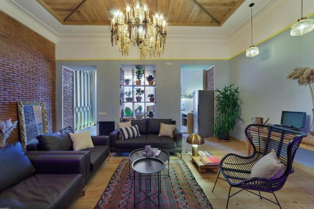 Luxury House Appartement Tbilisi Buitenkant foto