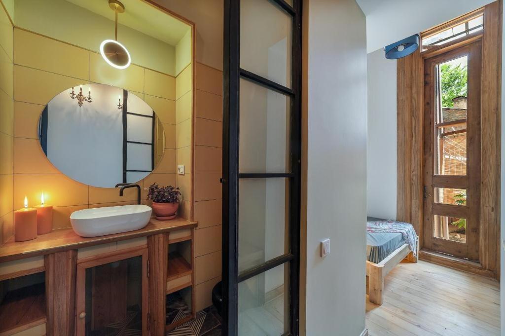 Luxury House Appartement Tbilisi Buitenkant foto